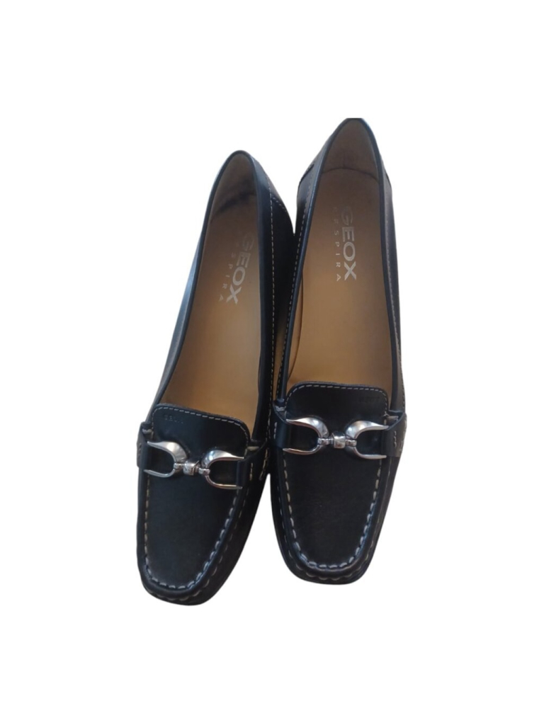 Geox Respira Leather Flats 38 Or 7